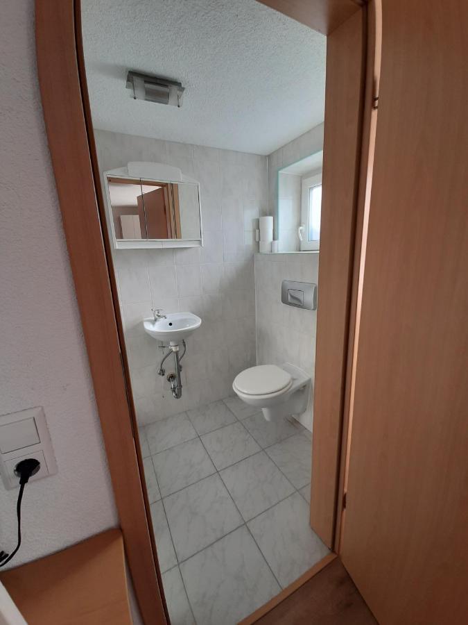 Biberach-Riss-Zimmer-Frei, Einzel-Zimmer Bad Kueche Birkenhard Exteriör bild