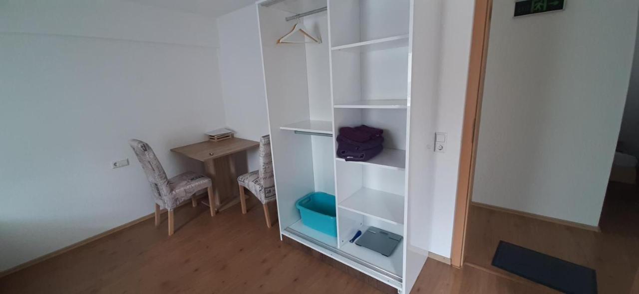 Biberach-Riss-Zimmer-Frei, Einzel-Zimmer Bad Kueche Birkenhard Exteriör bild