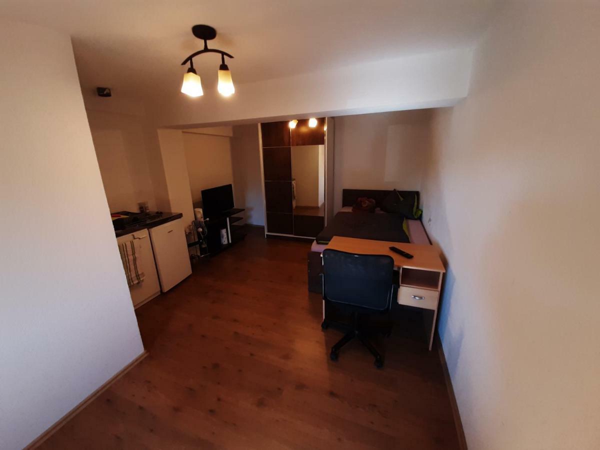 Biberach-Riss-Zimmer-Frei, Einzel-Zimmer Bad Kueche Birkenhard Exteriör bild
